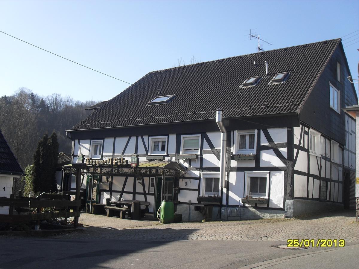 Zum Stausee Pensión Engelskirchen
